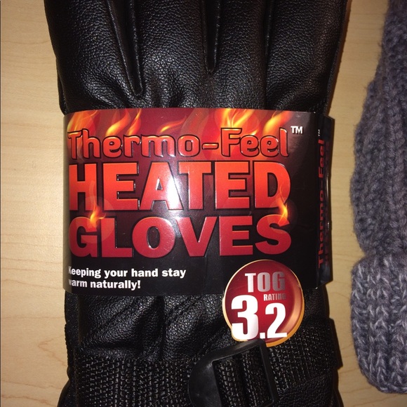 Heat Trends Hat and Glove Package - Picture 3 of 6